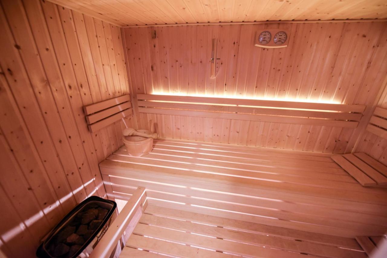 Spacious 3 Bedroom Family Oasis With Sauna, 20 Min From Warsaw Piaseczno  Eksteriør bilde