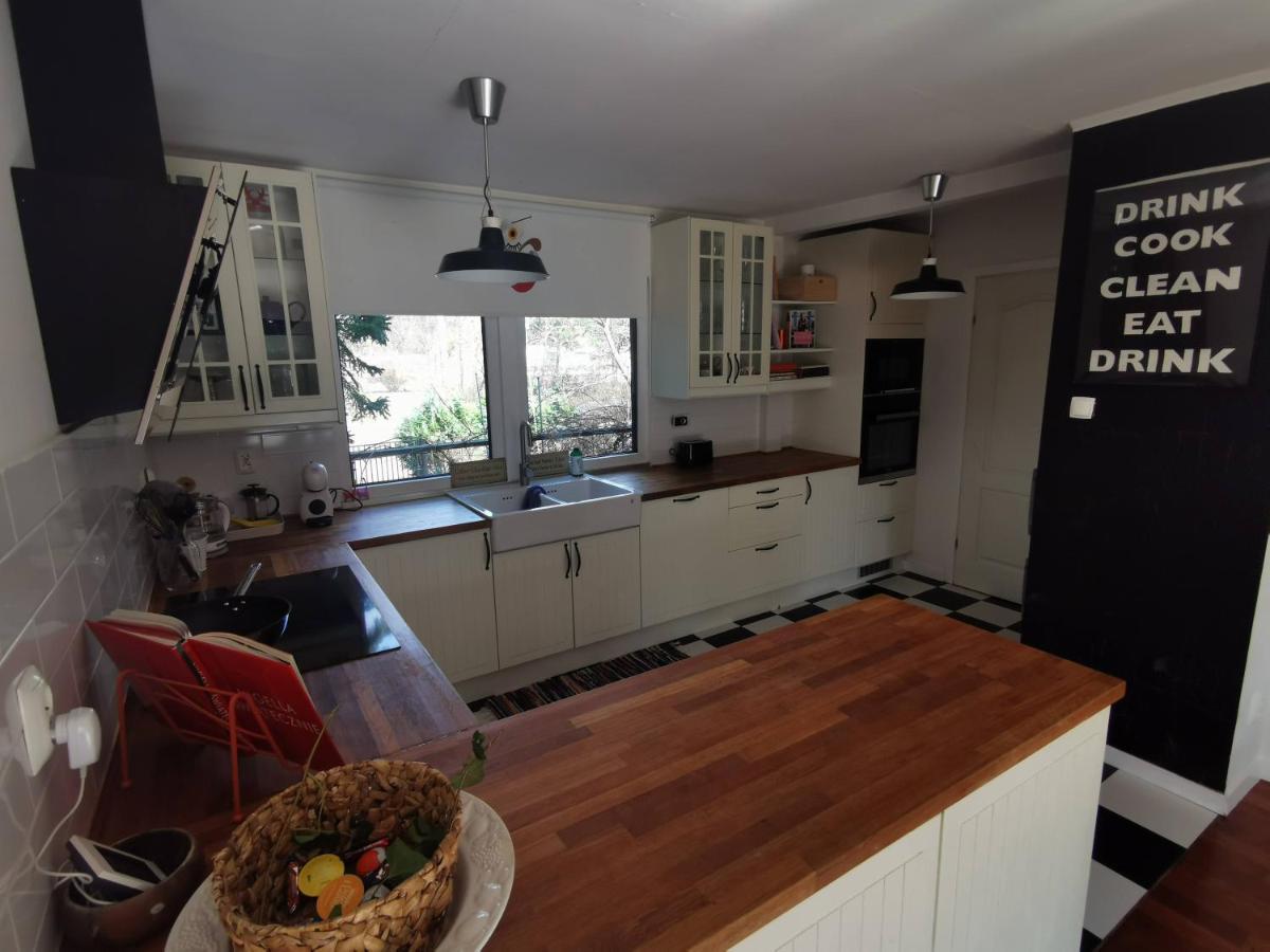 Spacious 3 Bedroom Family Oasis With Sauna, 20 Min From Warsaw Piaseczno  Eksteriør bilde